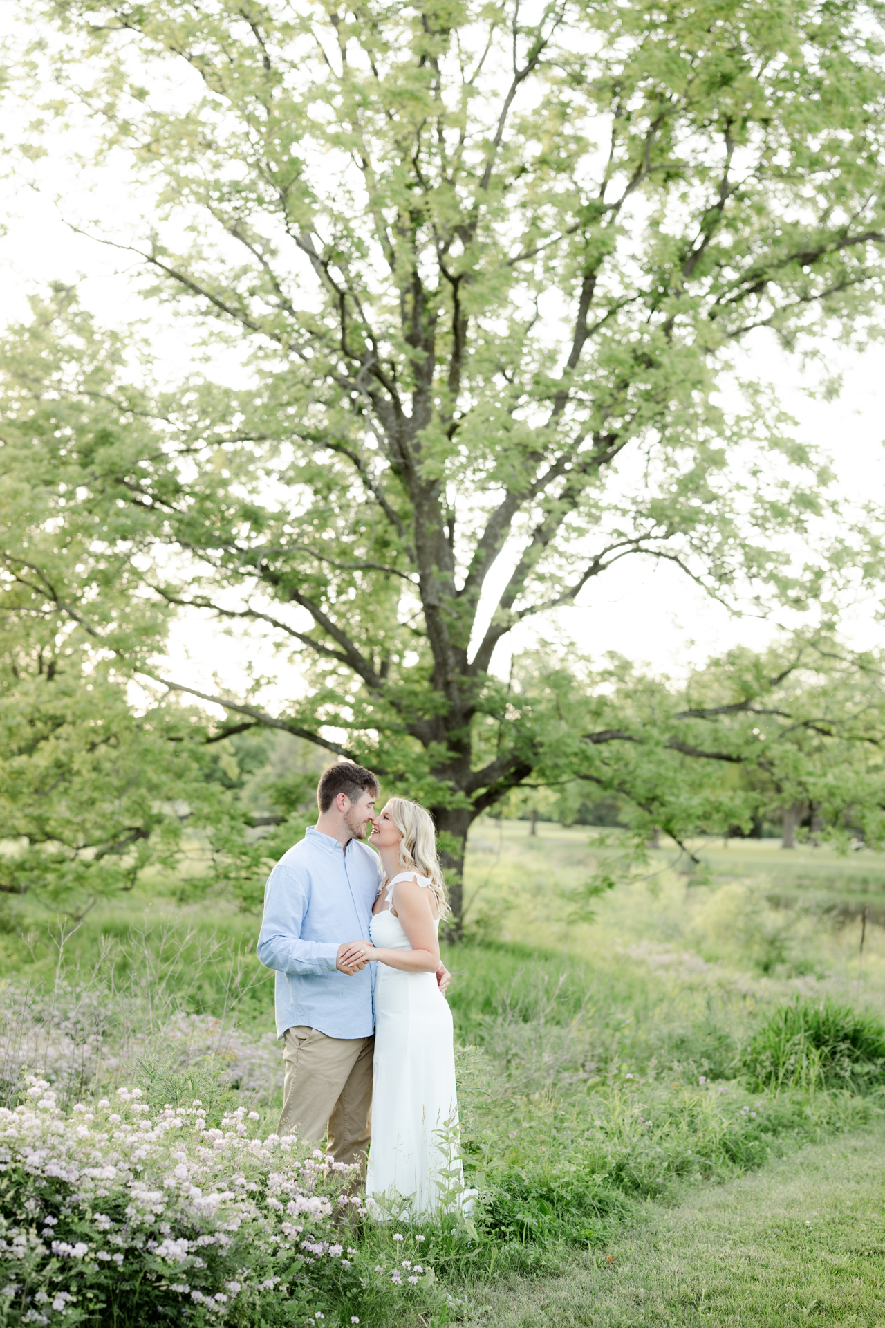 summer engagement session at Jester park